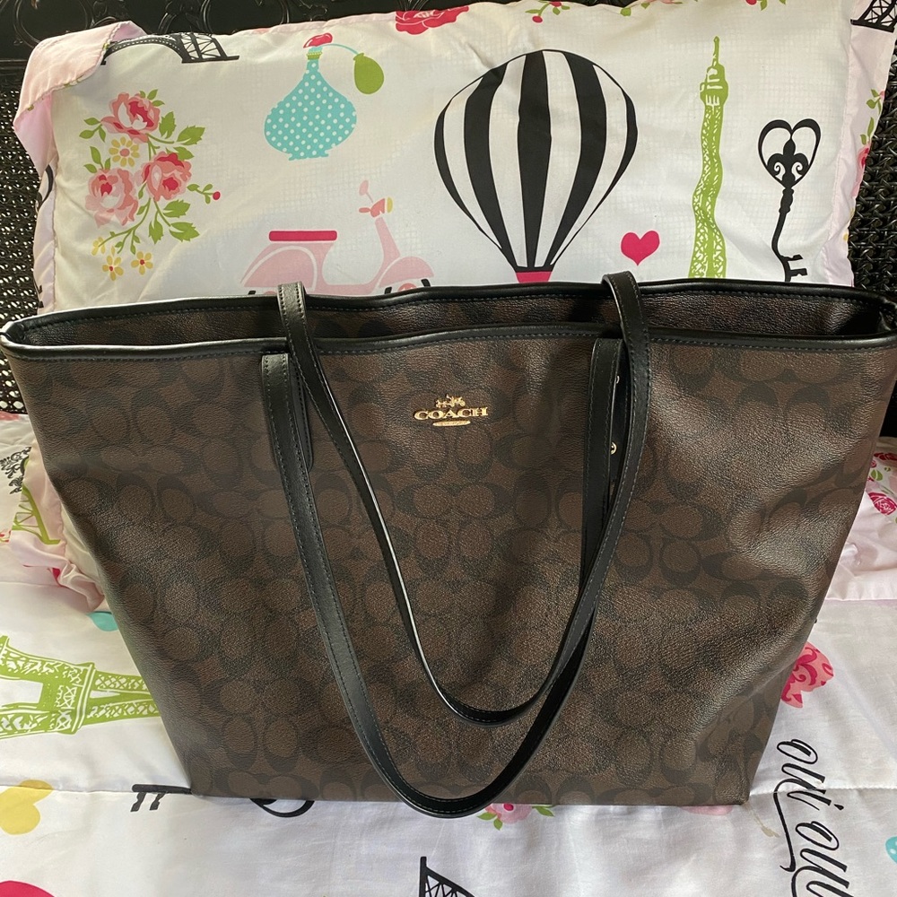 Coach Tote